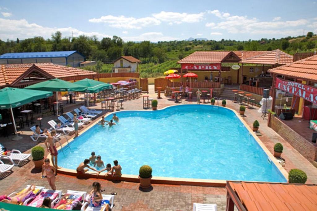Hotel Uni Palas II Kavadar Dış mekan fotoğraf